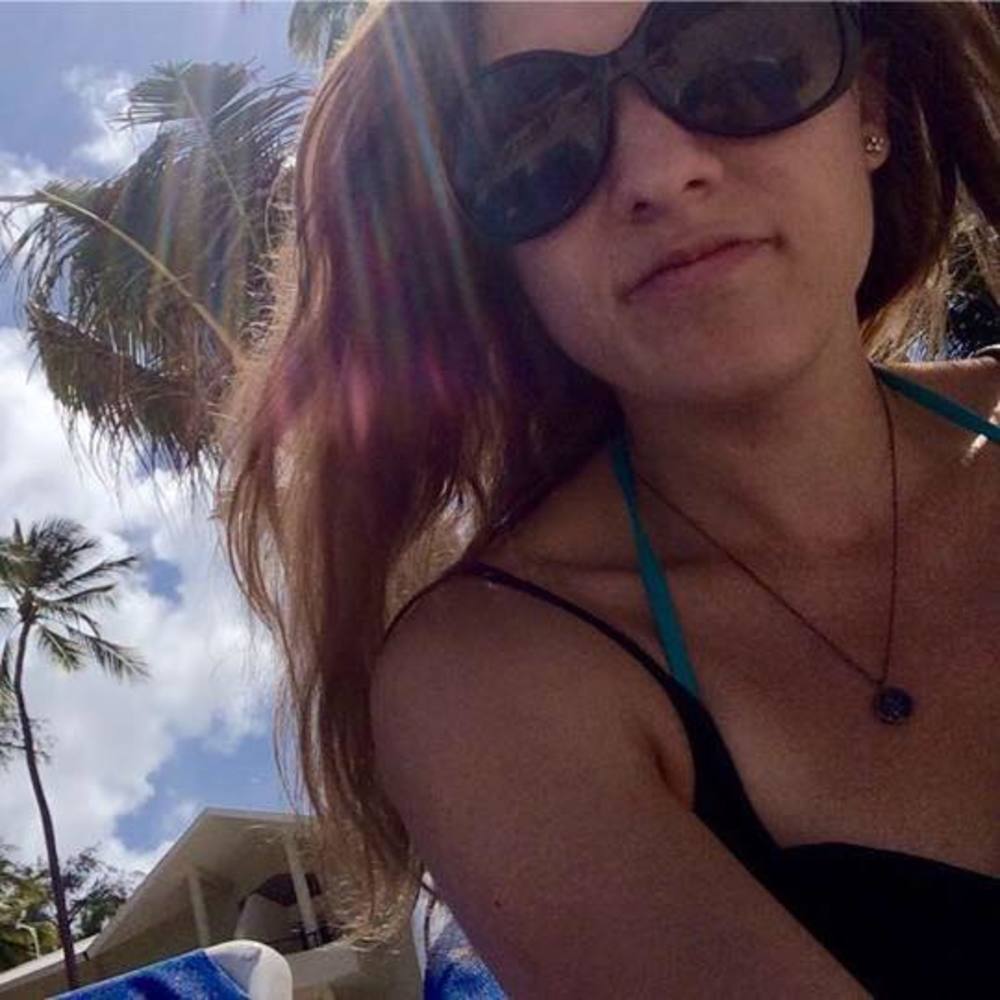 Meet your Posher, Steph